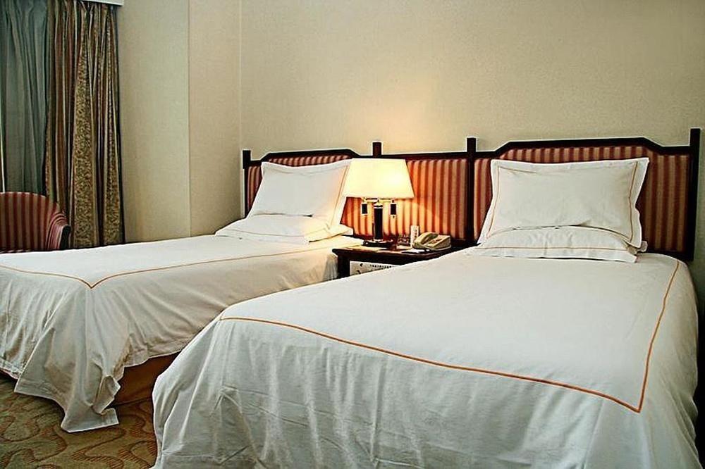 Vienna International Hotel Shanghai Hengshan Road Экстерьер фото