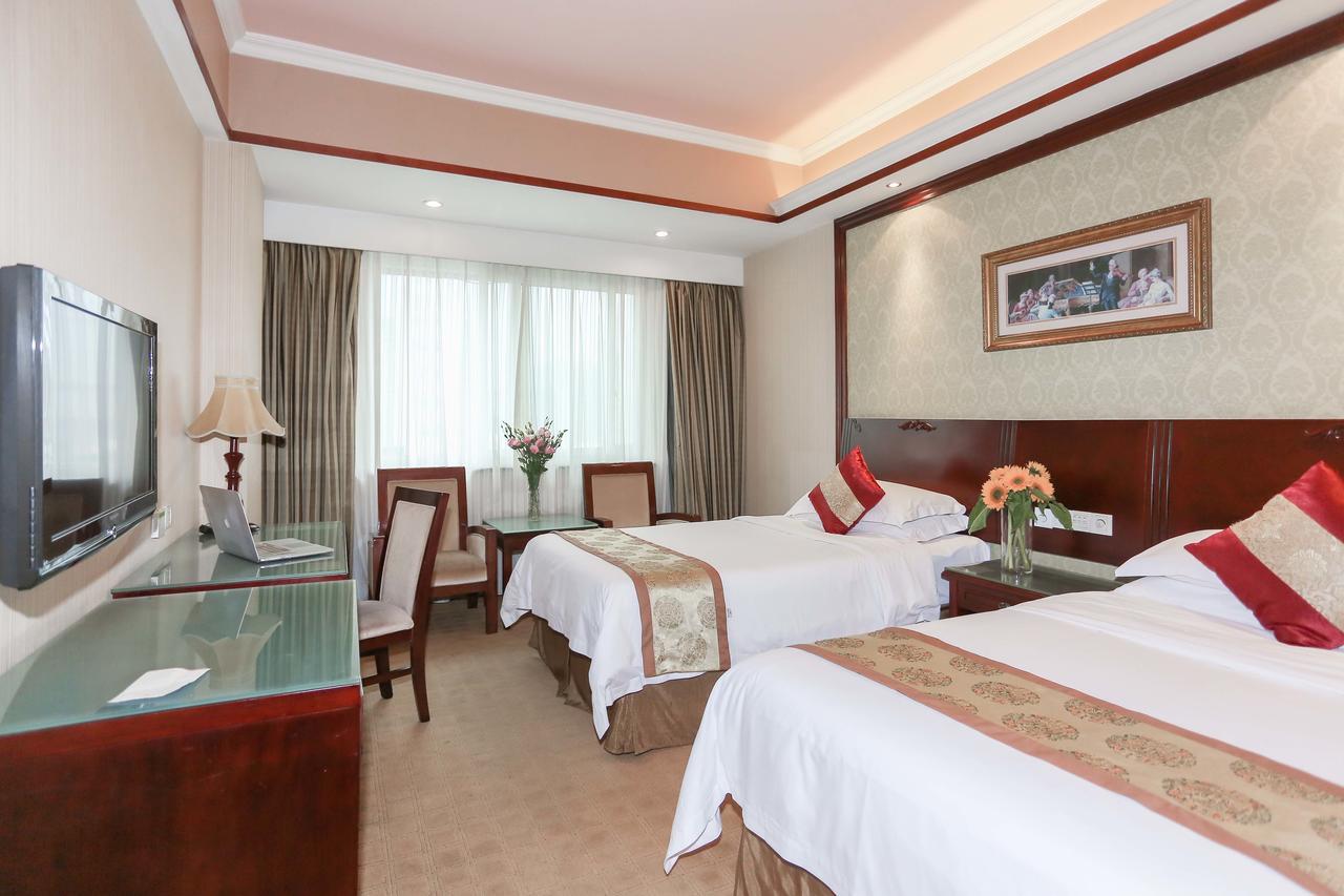 Vienna International Hotel Shanghai Hengshan Road Экстерьер фото