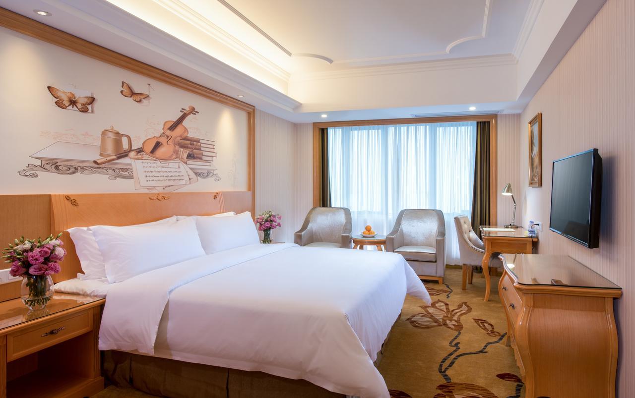 Vienna International Hotel Shanghai Hengshan Road Экстерьер фото
